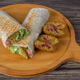 ساندوتش فلافل